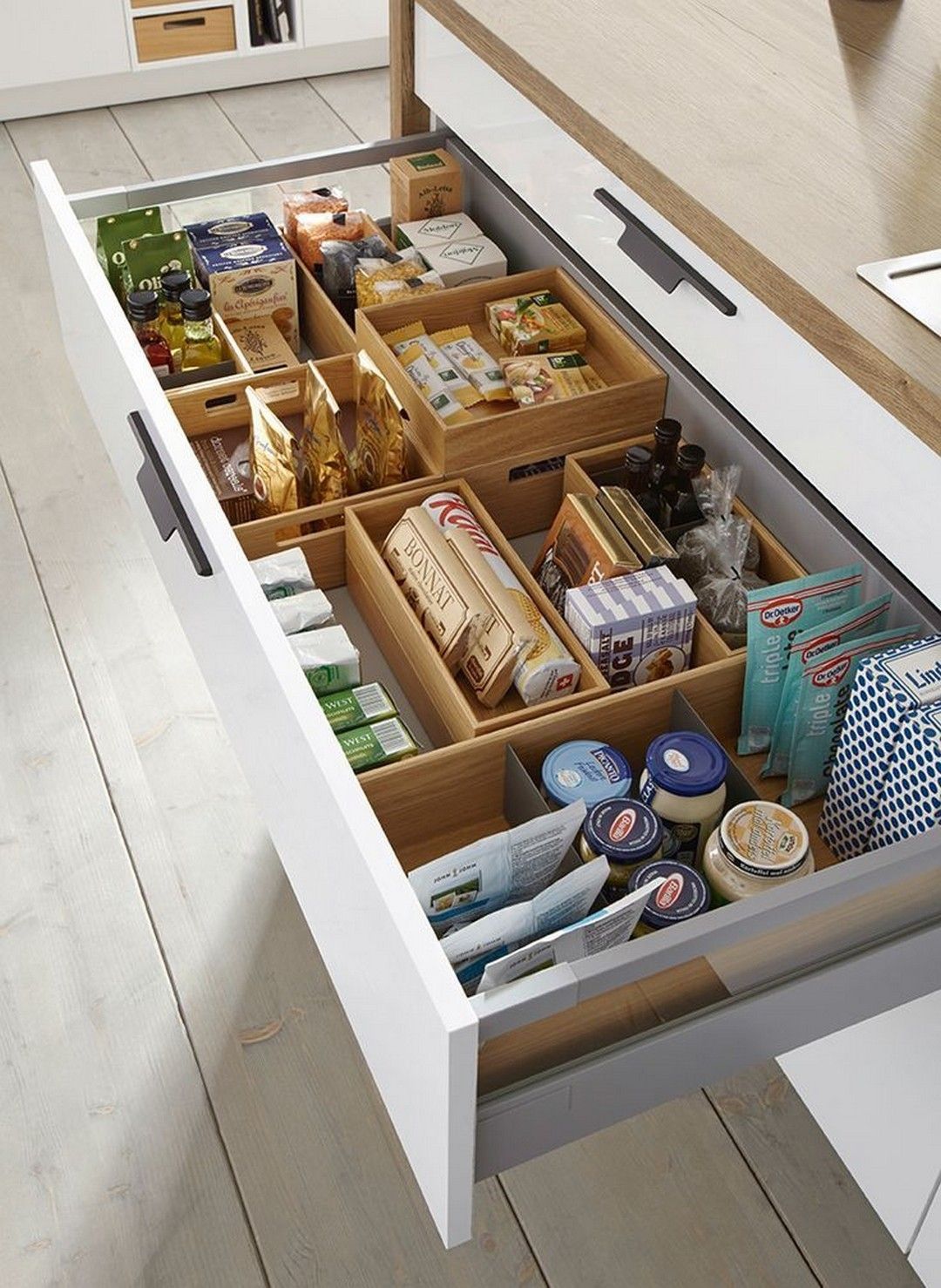Featured image for Small Space Solutions: Clever DIY Ideas for Tiny Homes and Apartments