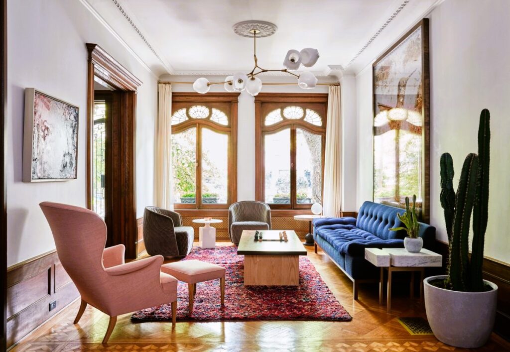 Content image for The Art of Mixing and Matching Furniture Styles