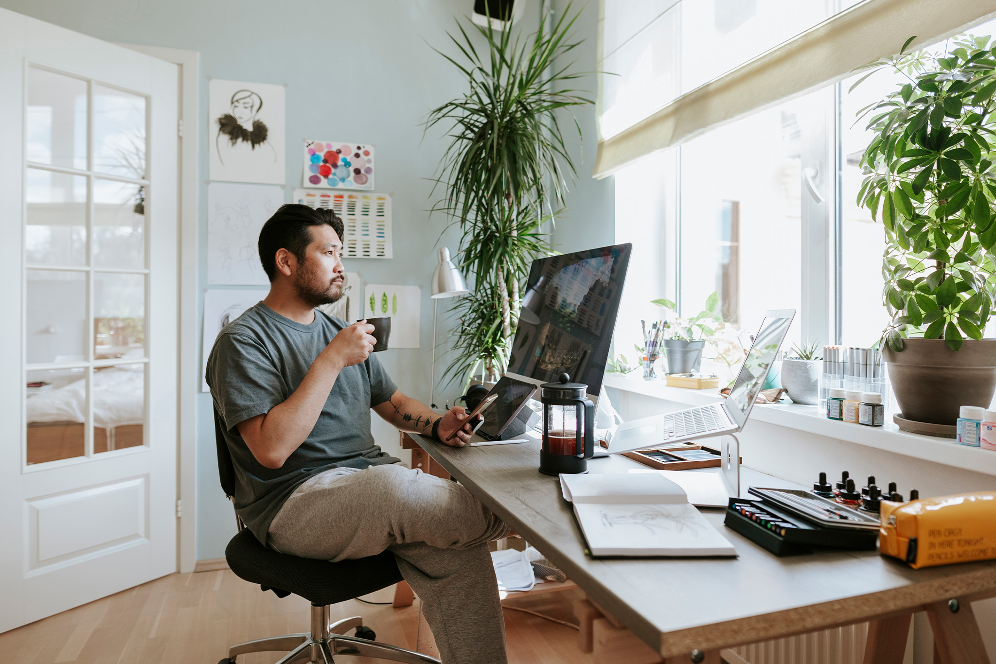 Featured image for Home Office Tips: Creating a Productive and Comfortable Workspace