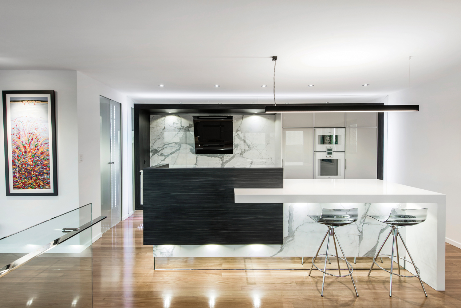 Featured image for White Kitchen Wonders: Timeless Elegance for Your Home