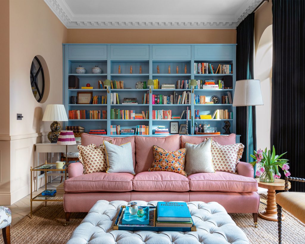 Content image for Living Room Organization: Tips for a Tidy and Inviting Space