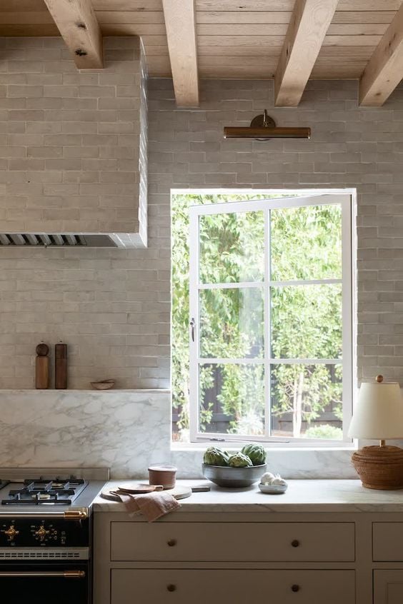 Content image for The Ultimate Guide to Choosing the Right Windows for Your Home